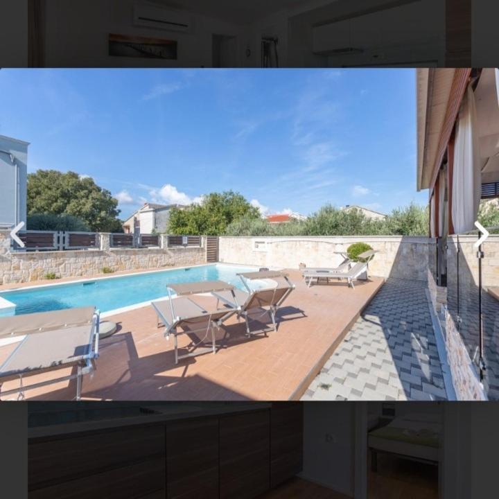 Tomica Apartments With Pool Biograd Na Moru Ngoại thất bức ảnh