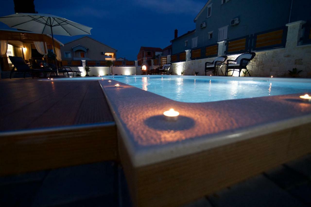 Tomica Apartments With Pool Biograd Na Moru Ngoại thất bức ảnh